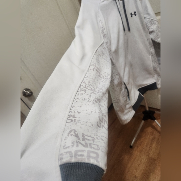 Under Armour White Zip-Up Hoodie Size XL - Picture 2 of 10